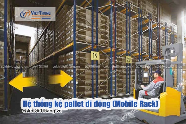 Top 5 loại kệ chứa hàng tiết kiệm diện tích kho nhất năm 2026 6 Hệ-thống-kệ-pallet-di-động-(Mobile-Rack)